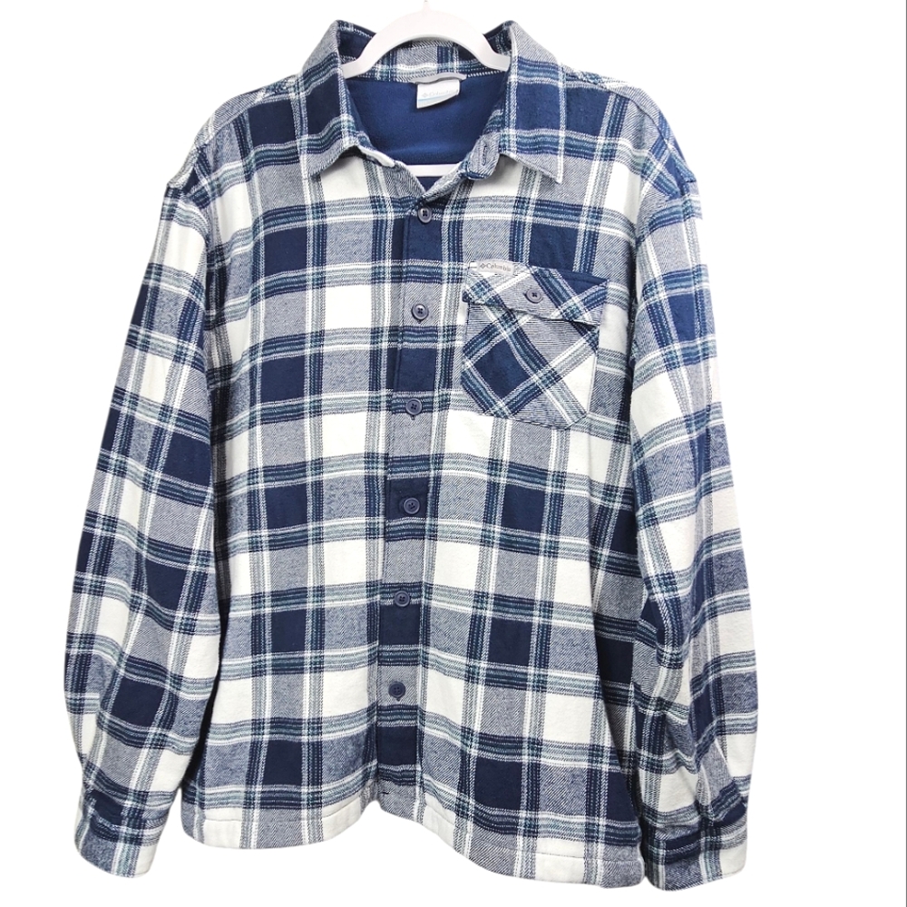 Columbia Men's Fleece Lined Navy and Cream Plaid Button-Down Shirt